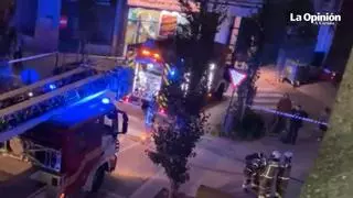 Tres vehículos calcinados en el incendio de un garaje en Visma esta madrugada