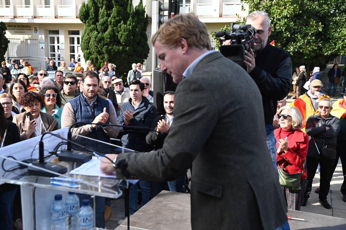 Ignacio Gragera, durante la firma del manifiesto.