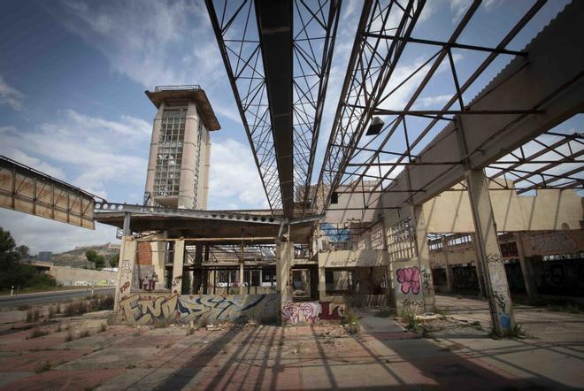 Taller del Alemán. Un lugar de interés arquitectónico abandonado en la entrada de Sagunt.