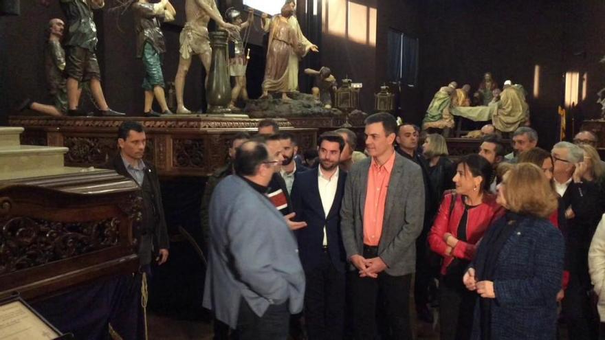 Pedro Sánchez visita el Museo de Semana Santa