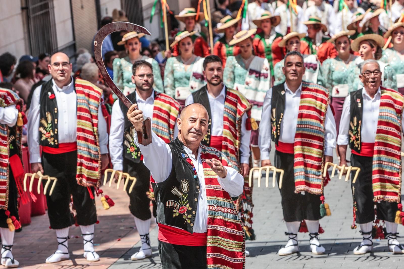 La Entrada cristiana de los Moros y Crisitianos de Petrer, en imágenes