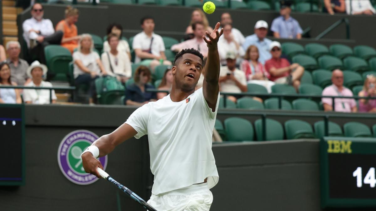 Perricard sacó a 246 km/h