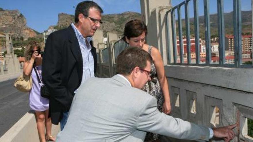 El Consell ha olvidado el proyecto para la restauración de la plataforma del puente de San Jorge anunciado en 2009.