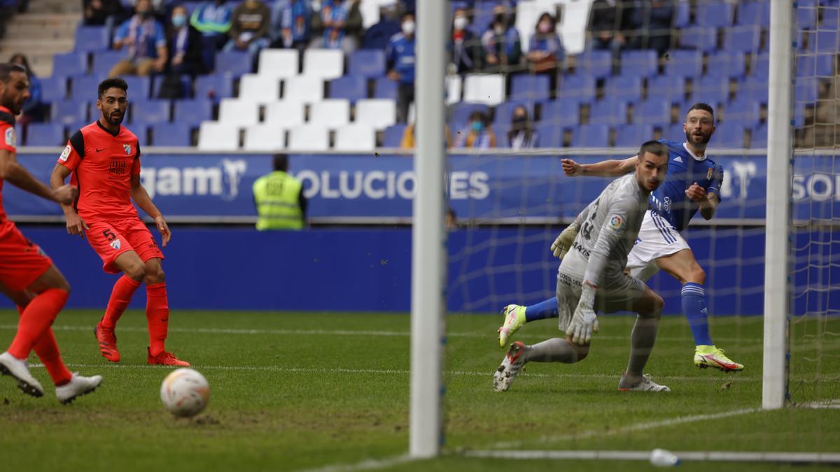 El partido del Oviedo, en imágenes