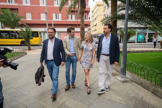 Pablo Casado (PP) hace campaña en Canarias