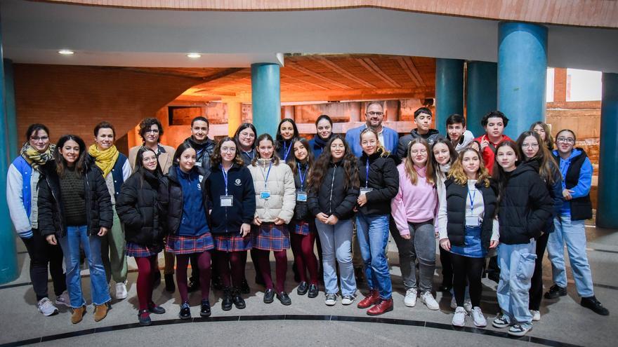 Estudiantes franceses visitan Mérida