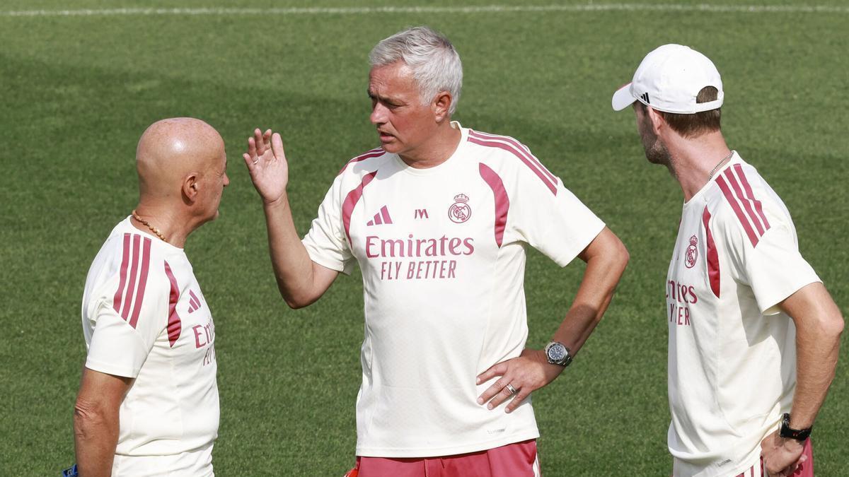 Los mensajes ocultos en los 41 minutos de la primera rueda de prensa de Mourinho