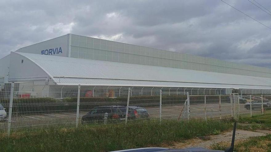 El Atlético de Madrid 'ficha' en Tarazona: el fondo inversor Apollo se hace con la planta de Forvia