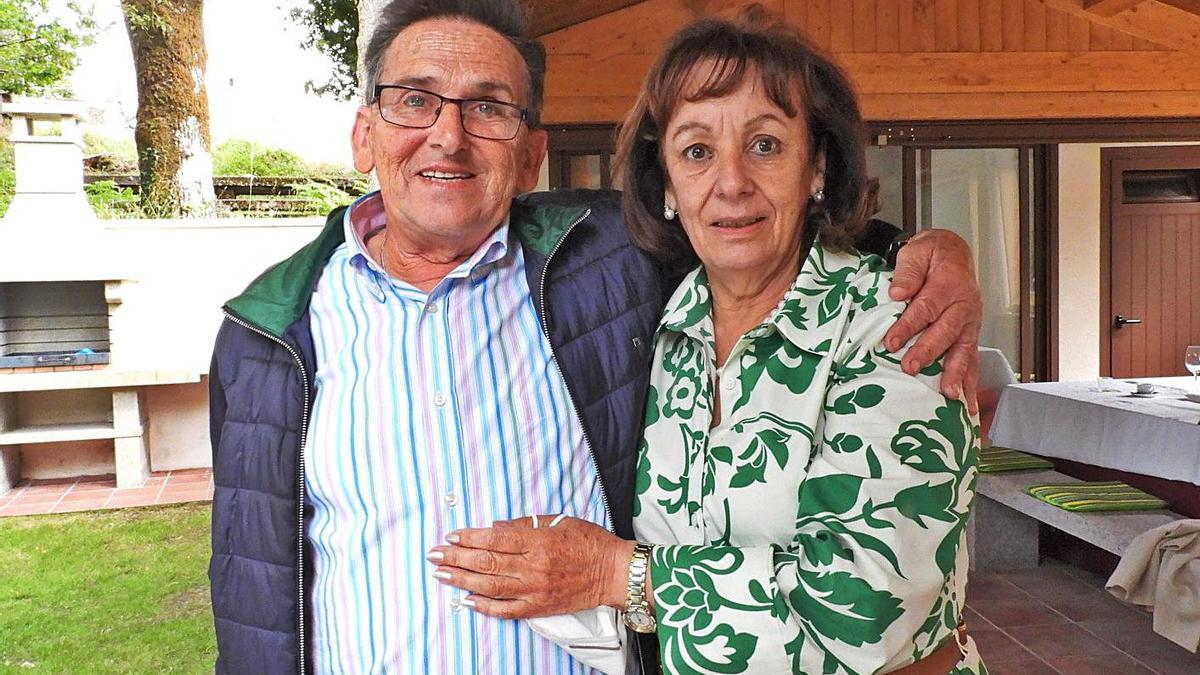 Francisco Estévez y su mujer Ester Martínez llevan más de cuarenta años en México.   // FERNANDO CASANOVA