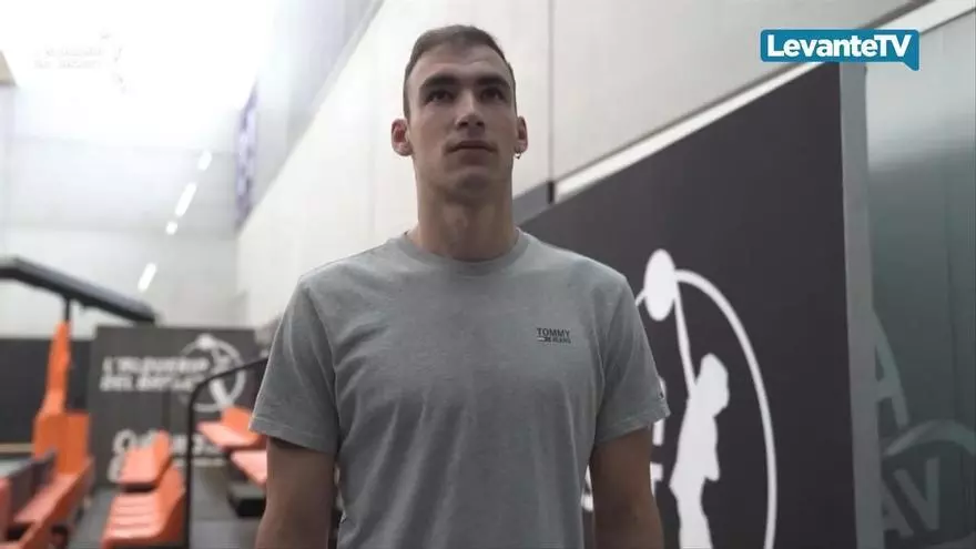 Millán Jiménez cierra su etapa en el Valencia Basket