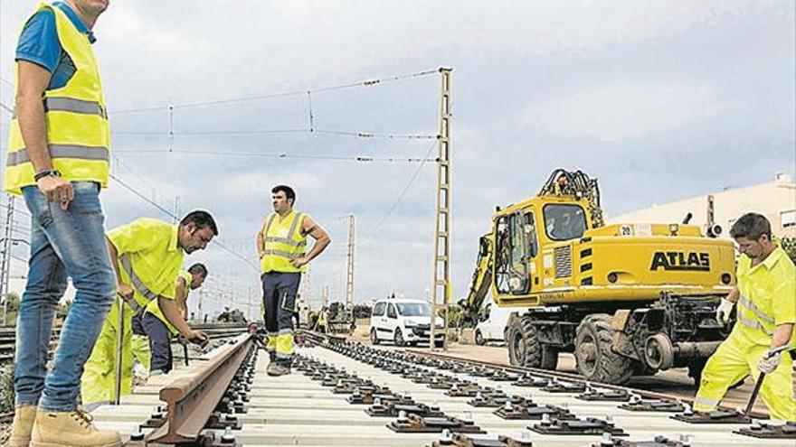 Adif adjudica 70 millones para las obras del Corredor en Castellón