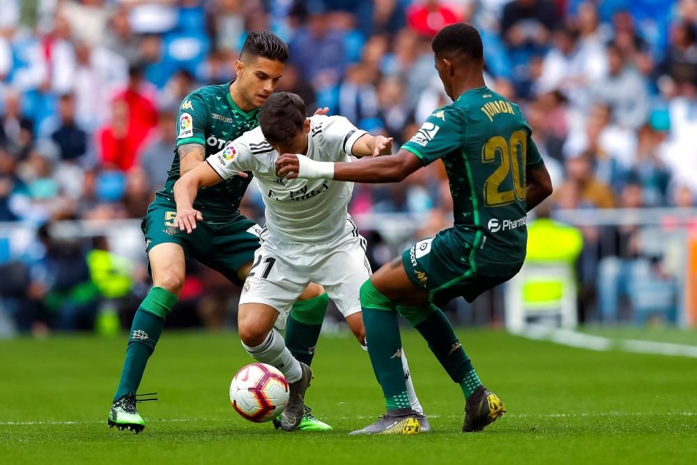 Madrid y Betis se miden en el Bernabéu.