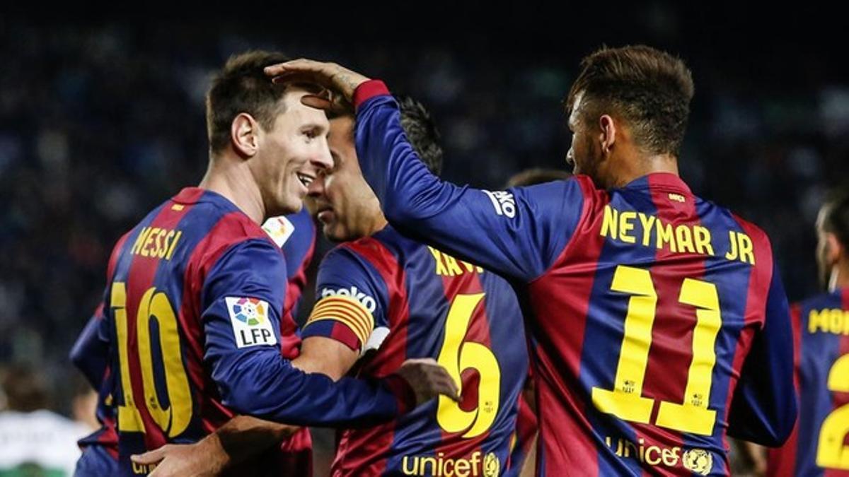 Messi y Neymar festejan uno de los goles azulgranas.