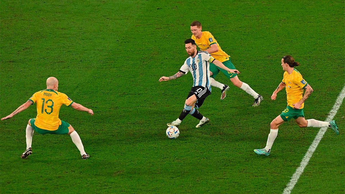 Messi lideró a Argentina ante Australia