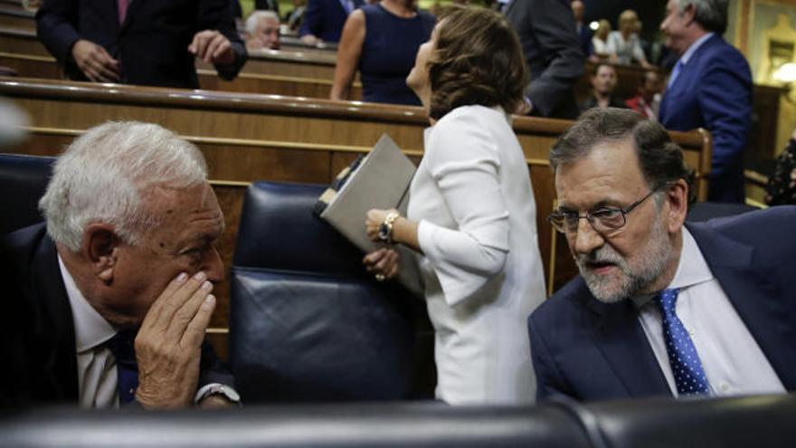 Rajoy se compromete a "seguir rebajando impuestos a los españoles"