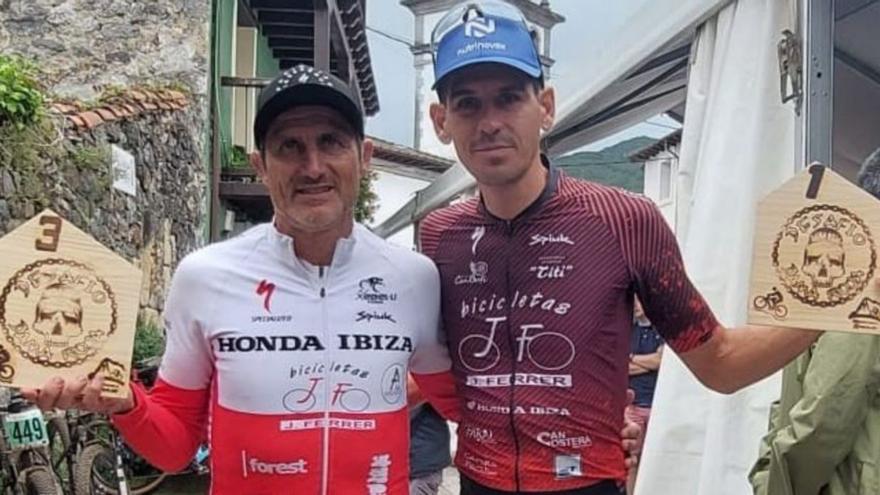 Éxitos para Fernández y Campillo en la Copa de España de BTT