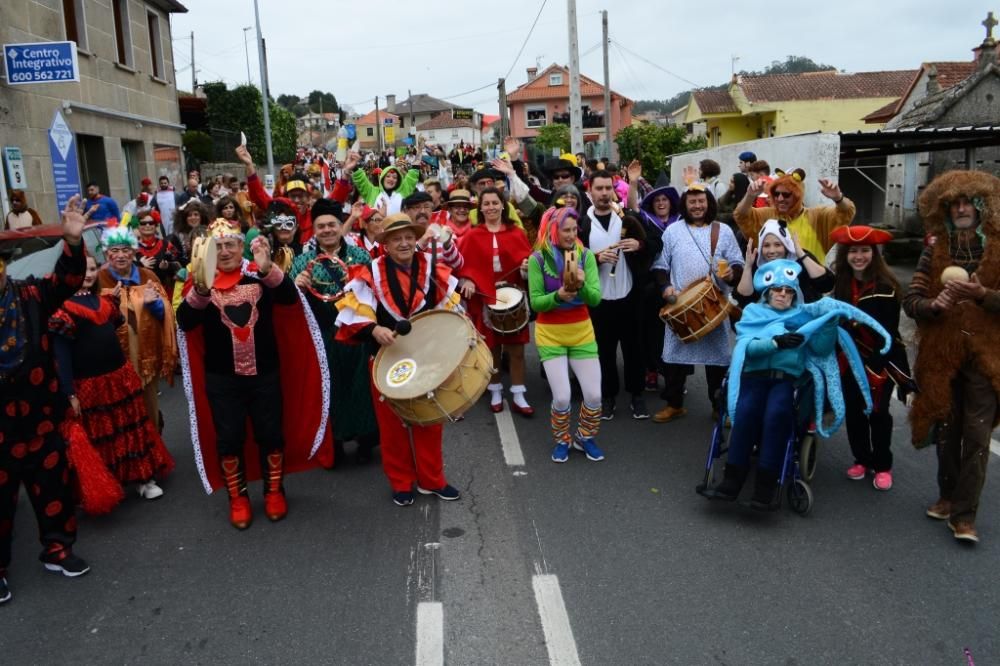 Aldán y Moaña celebran el final del Carnaval. // G. Núñez