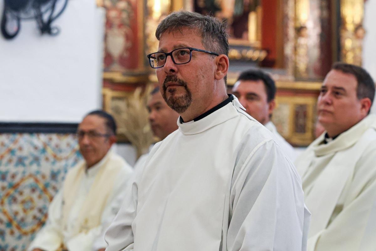 Todas las imágenes de la ordenación de Juan Carlos Rubertiello, diácono en Sant Antoni
