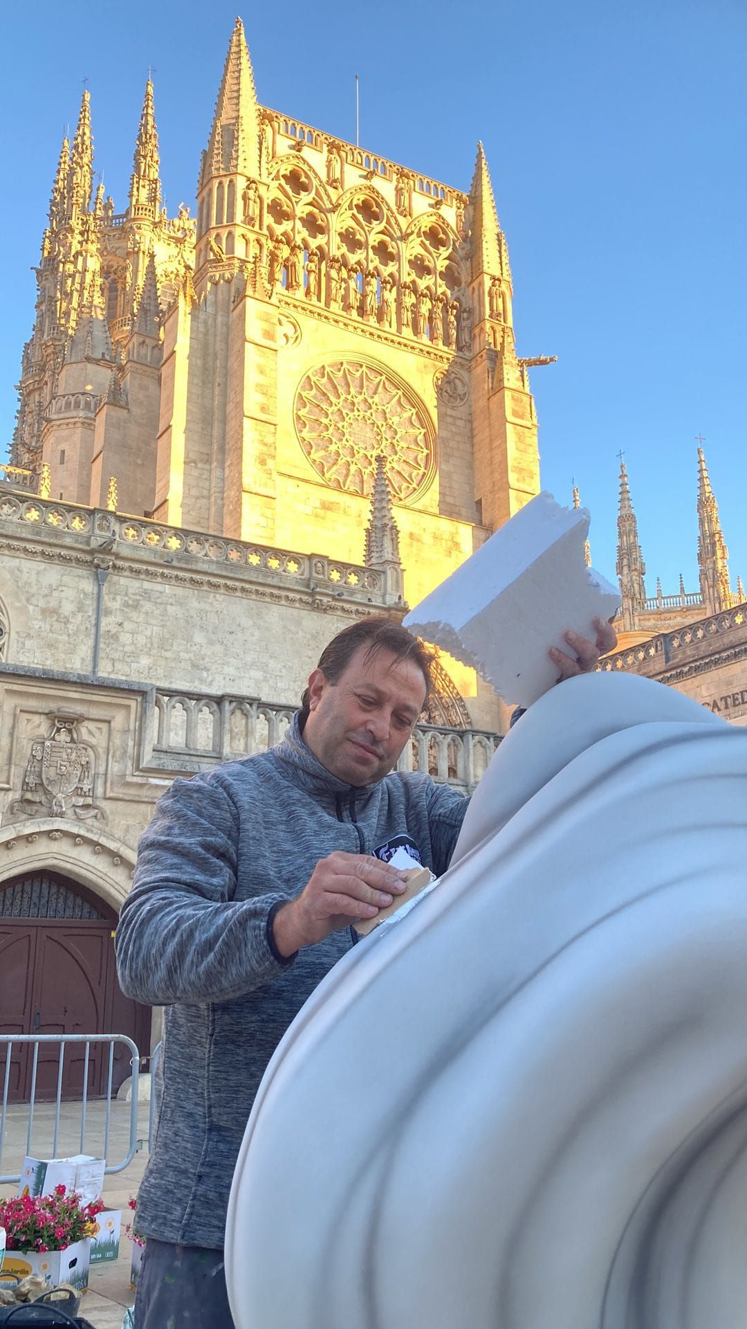 Una "plantà" a los pies de la Catedral de Burgos