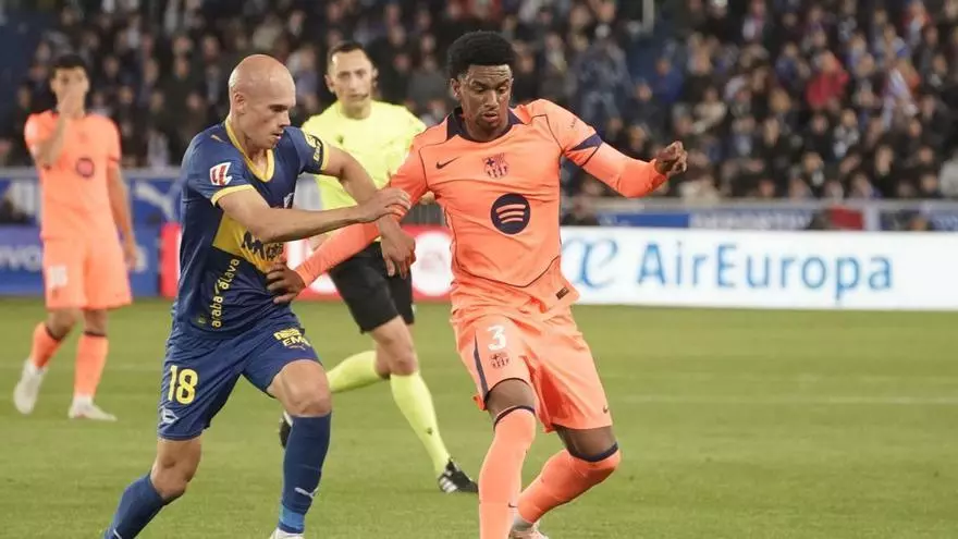 El Barça cae ante el Alavés que consigue tres puntos esenciales para buscar la permanencia