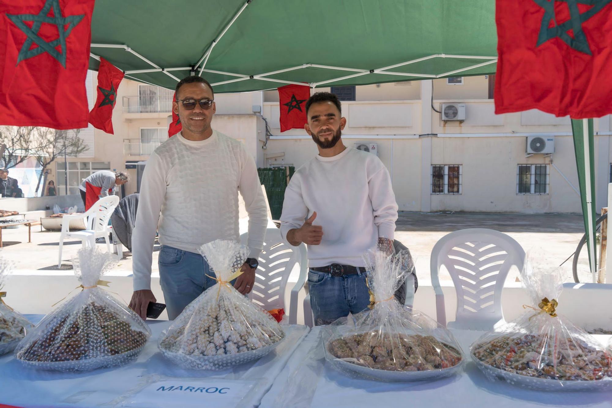 Mira aquí todas las fotos de la Fiesta Intercultural de Formentera
