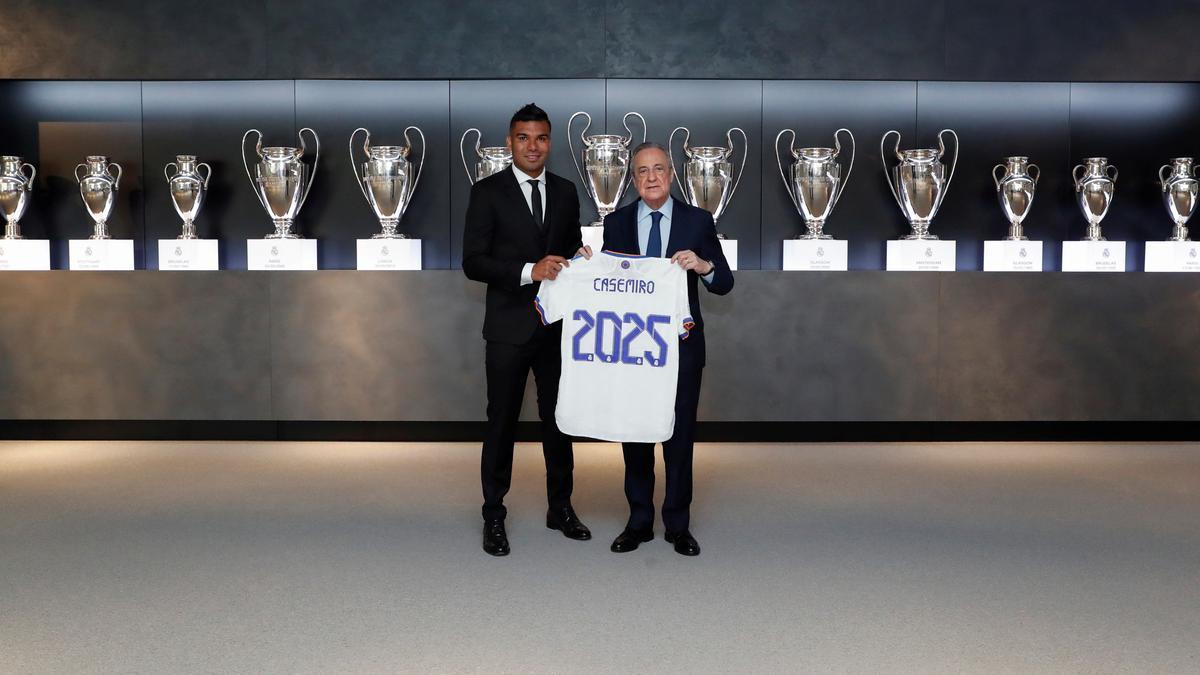 Casemiro renueva con el Real Madrid hasta 2025