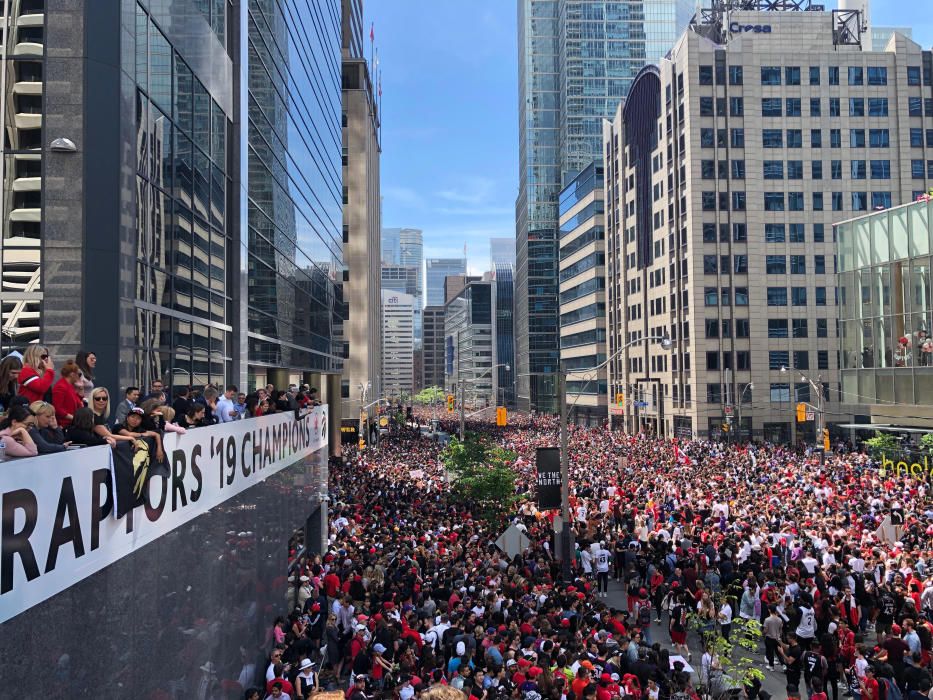 Los Raptors celebran el título de la NBA