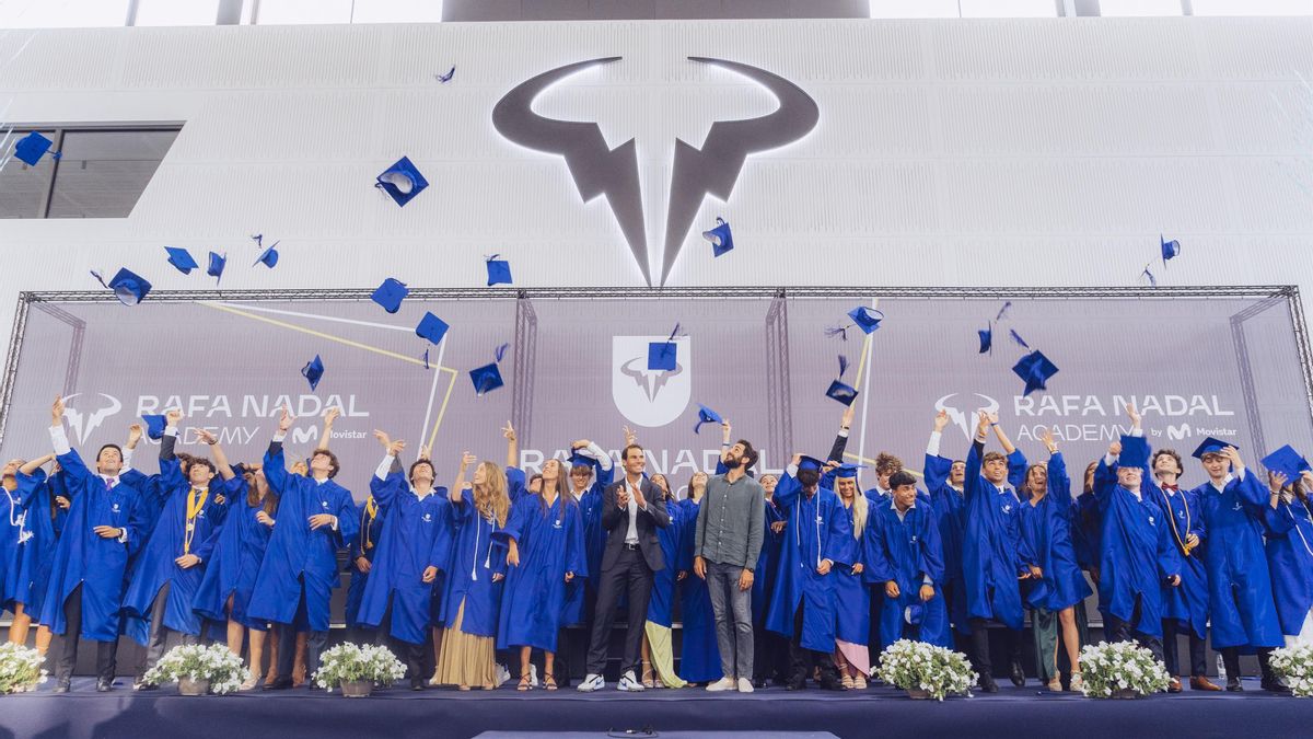 Rafa Nadal y Ricky Rubio presiden la graduación de la Rafa Nadal Academy.