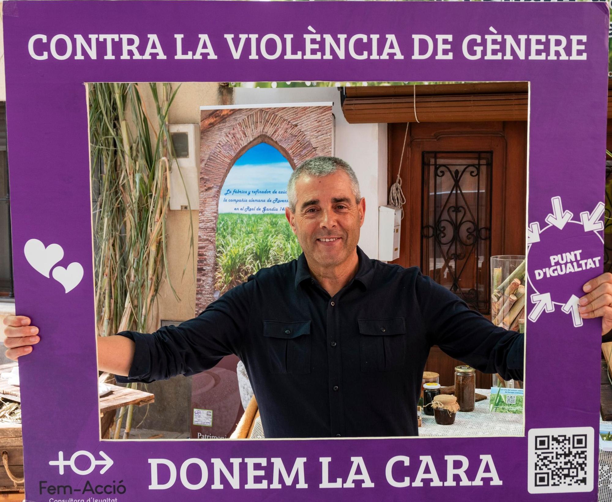 El 'Porrat de la Tardor' ompli els carrers del Real de Gandia