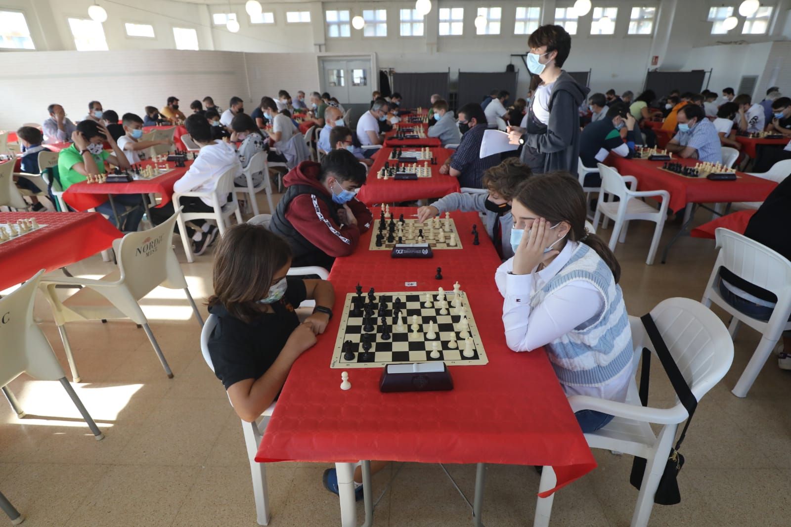 El Olivar acoge el XVI Trofeo Ibercaja Ciudad de Zaragoza de ajedrez - El  Periódico de Aragón