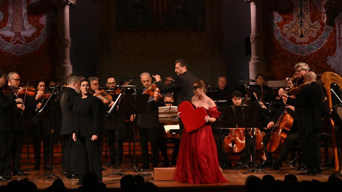 El doliente Orfeo de Bartoli ilumina el Palau