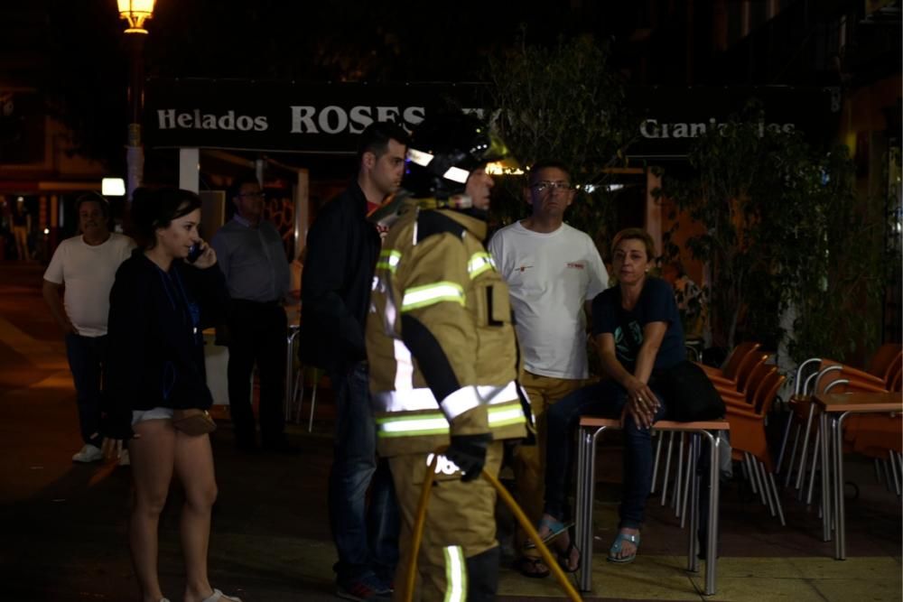 Incendio en un edificio de la plaza Camachos de Murcia