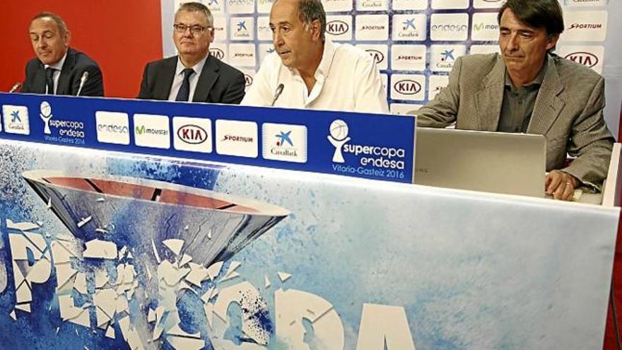 González, Roca, Querejeta i Gerard Freixa, director de la Supercopa