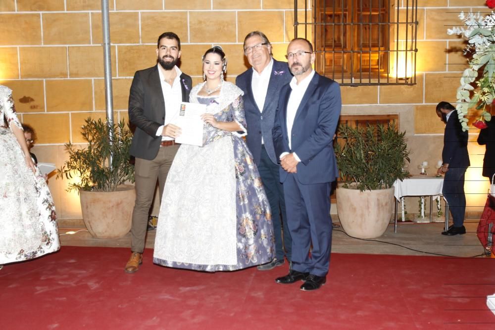 Entrega de los certificados de tejido de seda valenciana