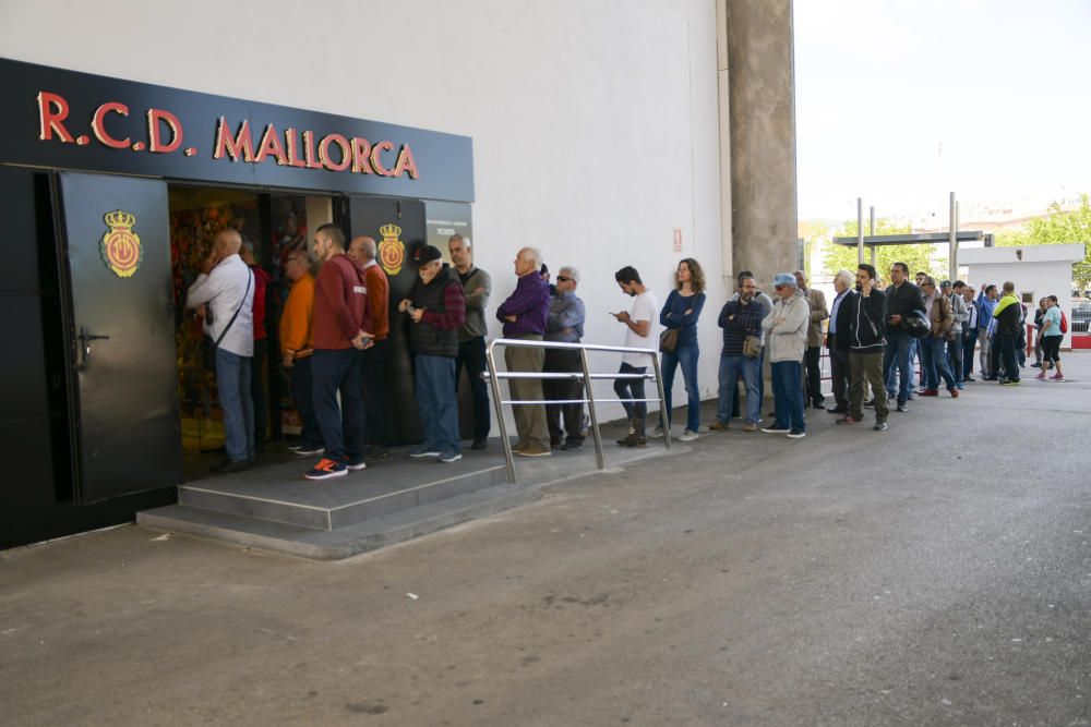 Los mallorquinistas compran su entrada para el partido contra el Mirandés