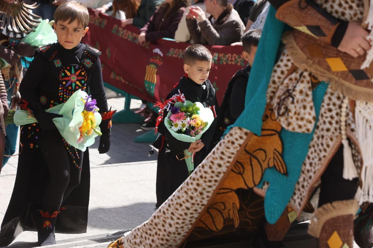 Así ha sido la ofrenda floral al patrón del municipio en San Vicente del Raspeig