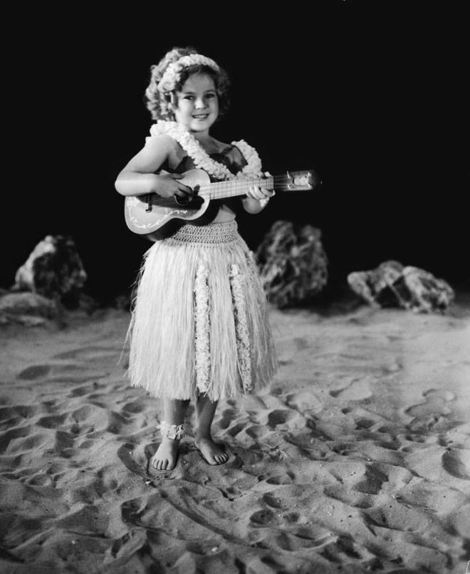 Shirley Temple, de niña y con ukelele