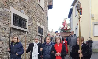 Honores a los Santos Coloraos en la Raya zamorana