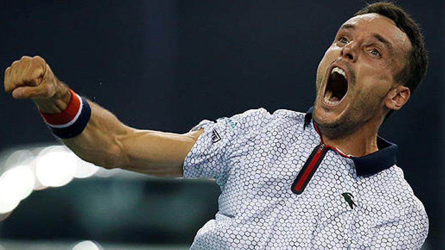 Bautista tumba a Djokovic y se cuela en la final de Shanghái