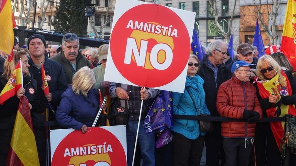 Manifestación del Partido Popular contra la amnistía.