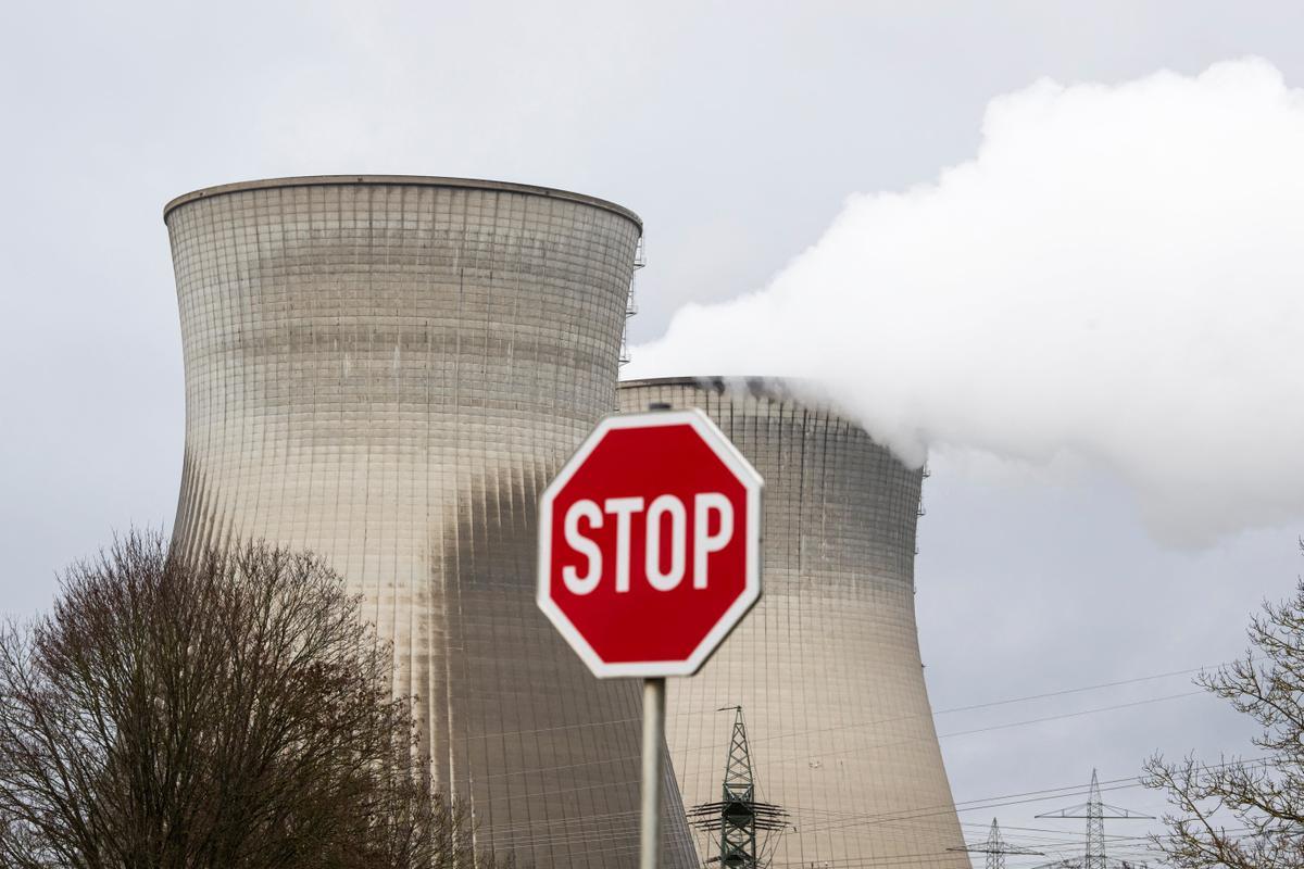 Els experts veuen en l’energia nuclear un pedaç per a la descarbonització