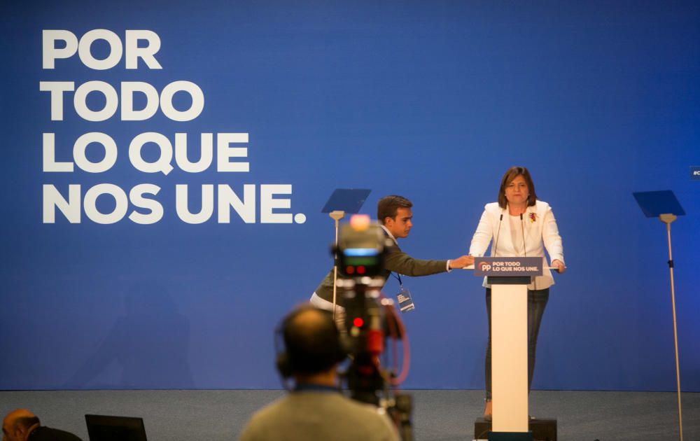 Pablo Casado centra su campaña en la economía durante un acto del PP celebrado en Alicante