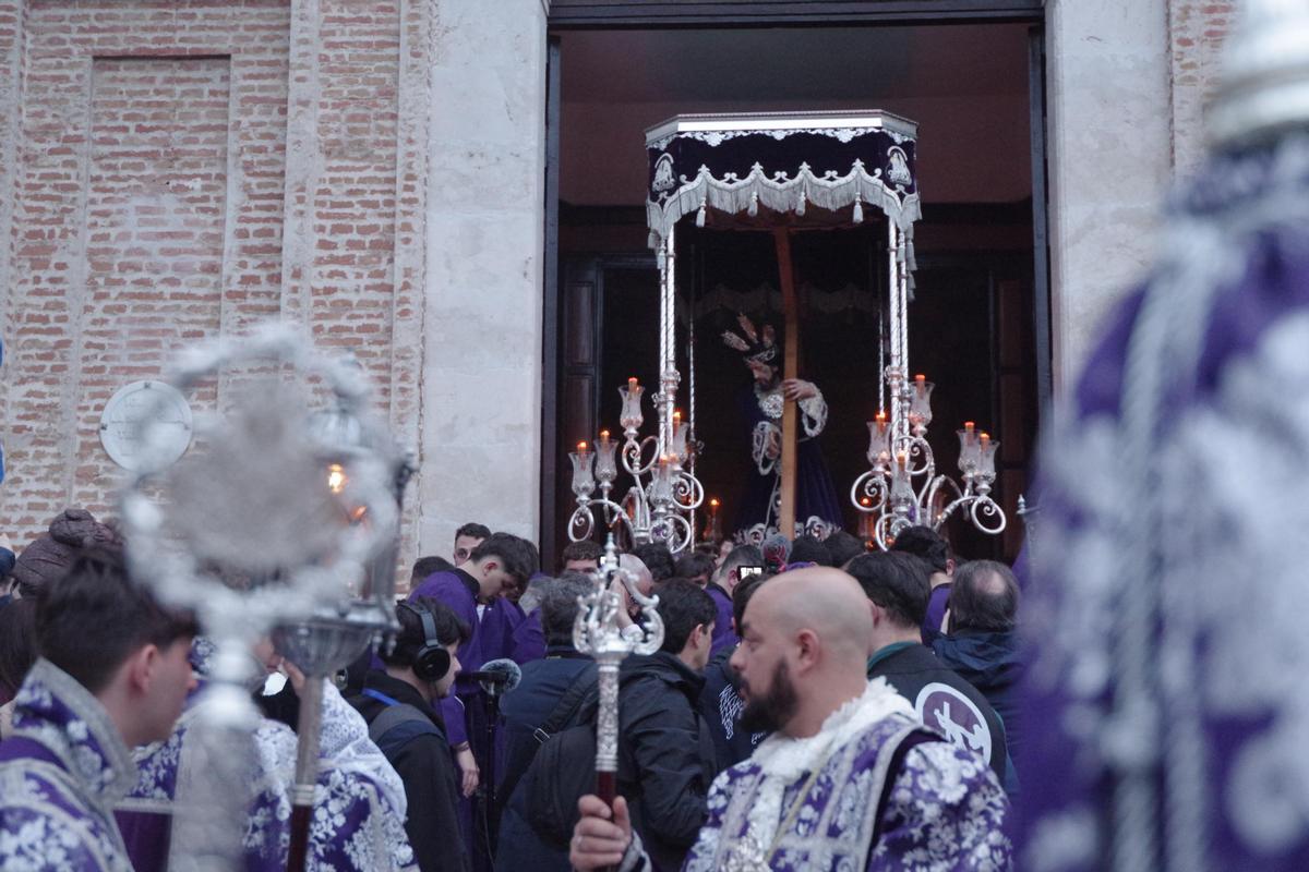 Procesión de Jesús Nazareno de la Llaga en el Hombro, en imágenes