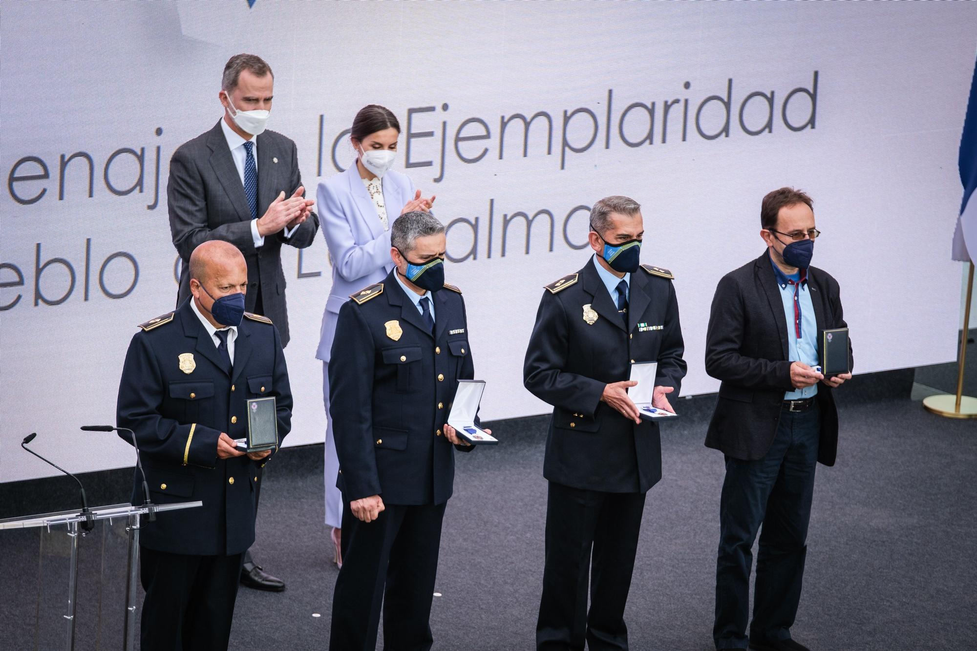 Visita del Rey y los presidentes de las comunidades a La Palma al acto de homenaje a los palmeros