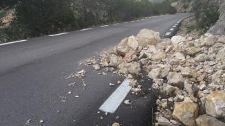 Caídas de piedras cortan desde diciembre una vía de evacuación de Cofrentes