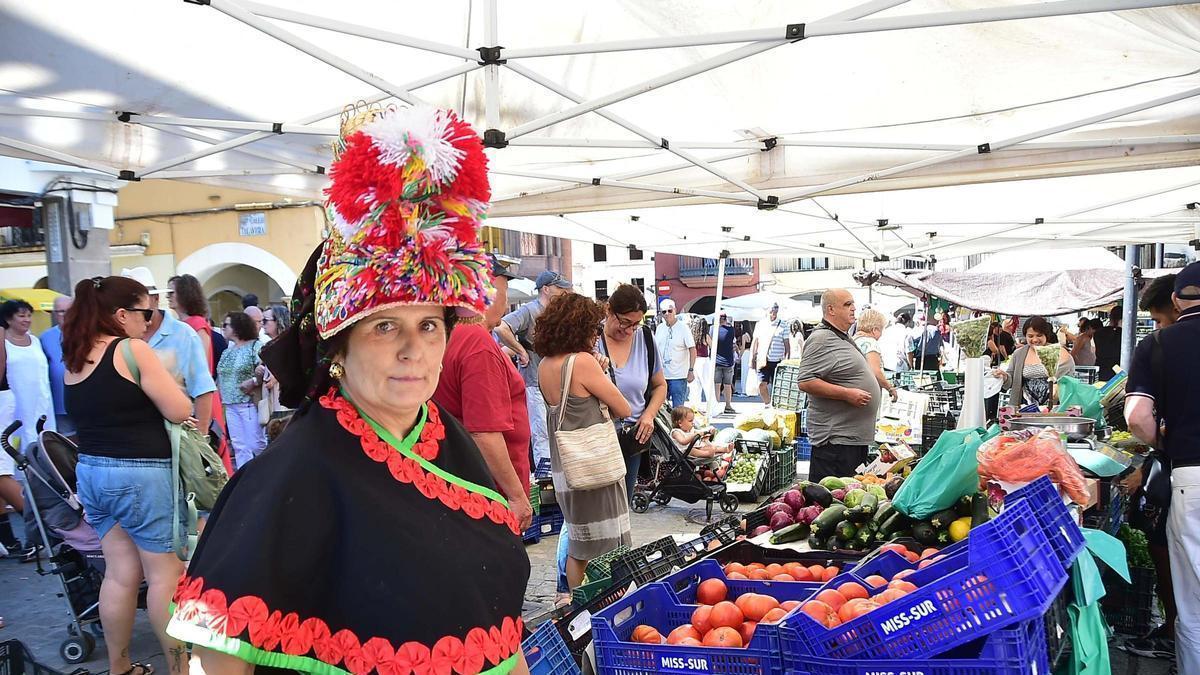 Ambiente del Martes Mayor en Plasencia.