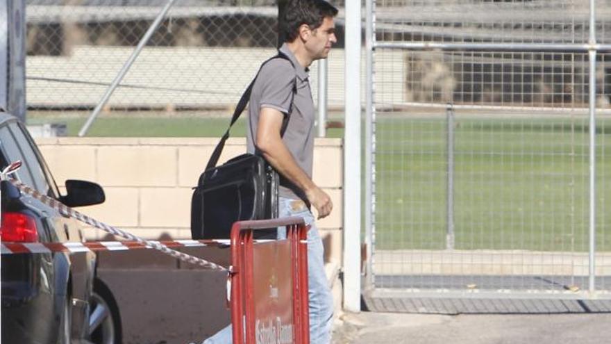 Pellegrino, a su llegada ayer a la ciudad deportiva de Paterna.