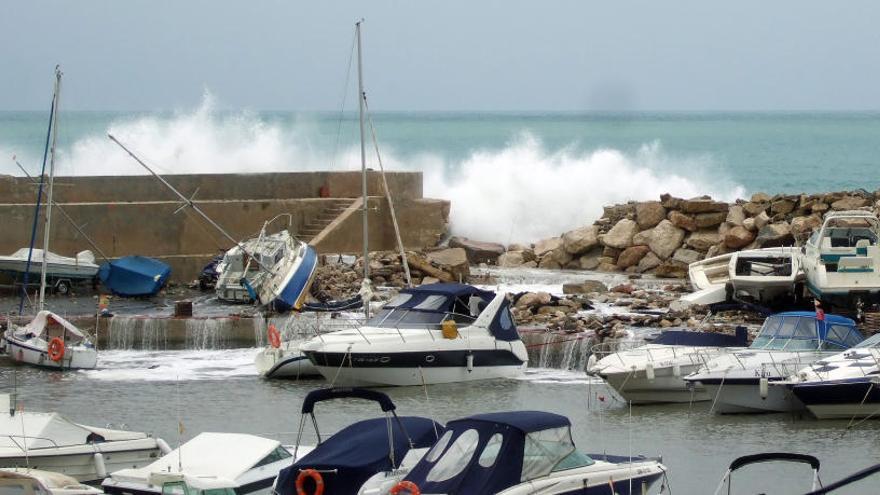 La firma que explote Puerto Blanco de Calp deberá hacer obras por 3 millones