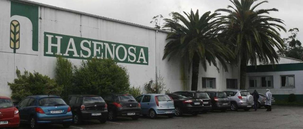 Hasenosa, con sede en Porriño, es la única filial española que no ha entrado en concurso. // De Arcos