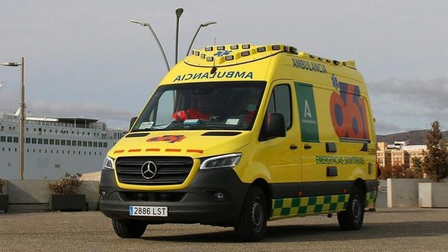 Herido un hombre por la caída de un muro en un parque de Canena (Jaén)